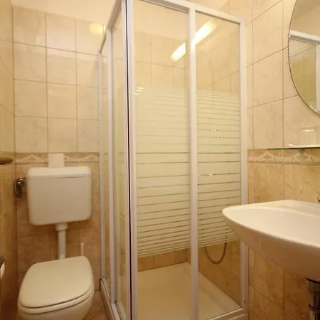 Guest house Double 8144d Zaglav